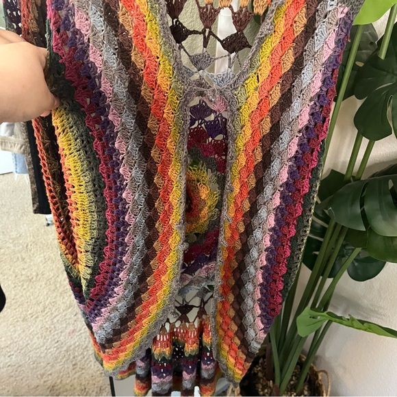 ✨ Forever 21 Multicolor Crochet Knit Vest Sz M | Boho Festival Layering Piece - Picture 5 of 7